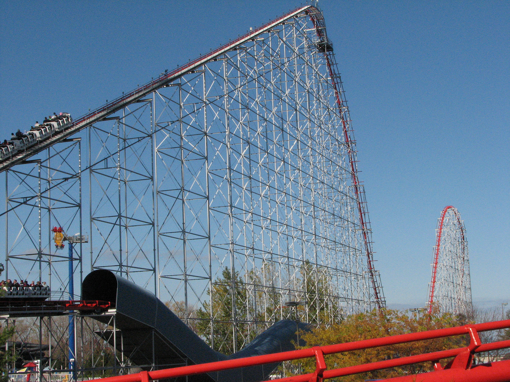Kolejka górska Magnum XL-200
